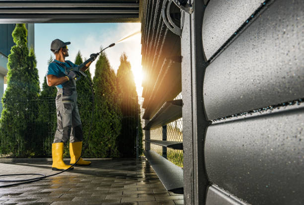 Best Garage Pressure Washing  in Farmersburg, IN